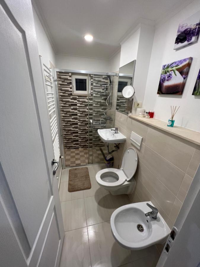Paty'S Apartment Лугож Экстерьер фото
